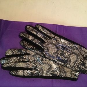 Reptile Print Gloves